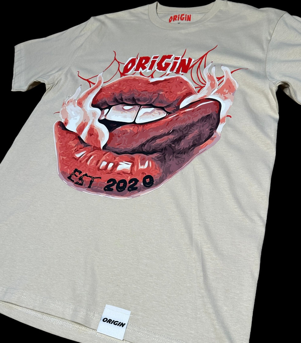 Graphic Lip Tee - Valentines 2024